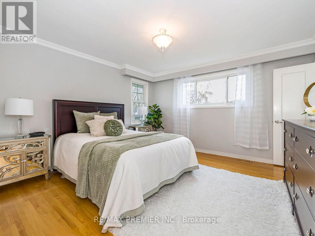 225 Juniper Avenue, Burlington, Ontario  L7L 2T2 - Photo 27 - W13239716