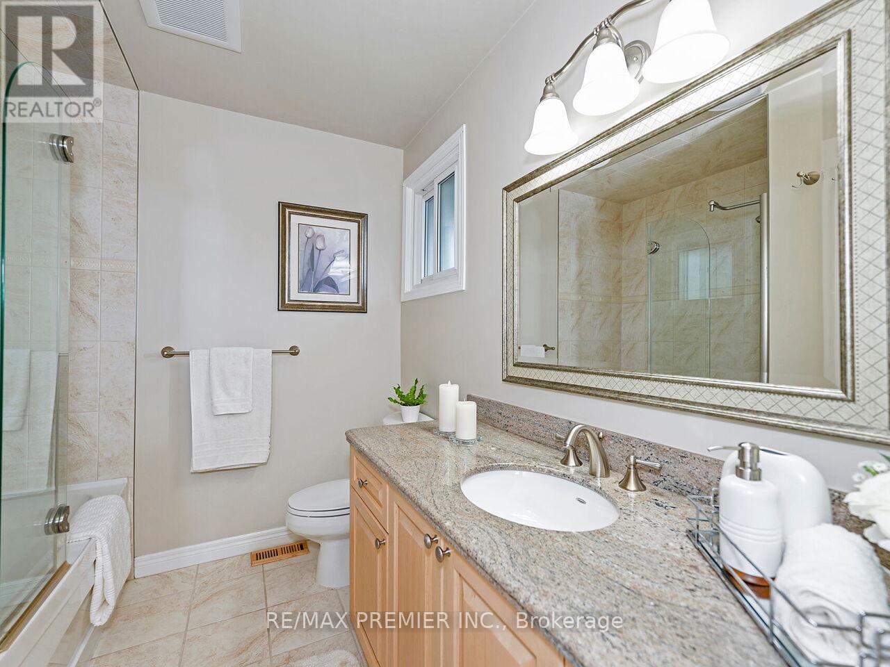 225 Juniper Avenue, Burlington, Ontario  L7L 2T2 - Photo 33 - W13239716