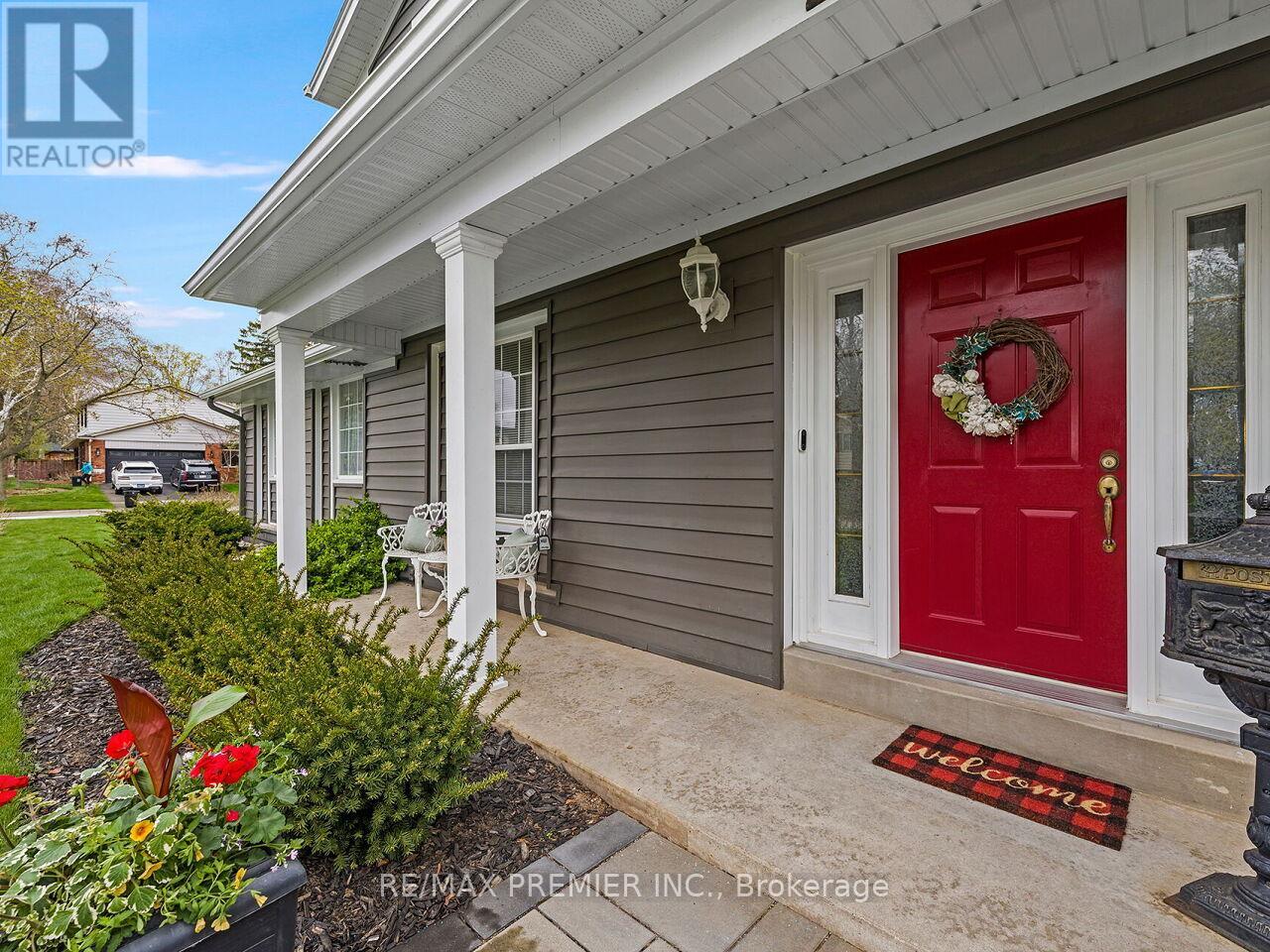 225 Juniper Avenue, Burlington, Ontario  L7L 2T2 - Photo 4 - W13239716