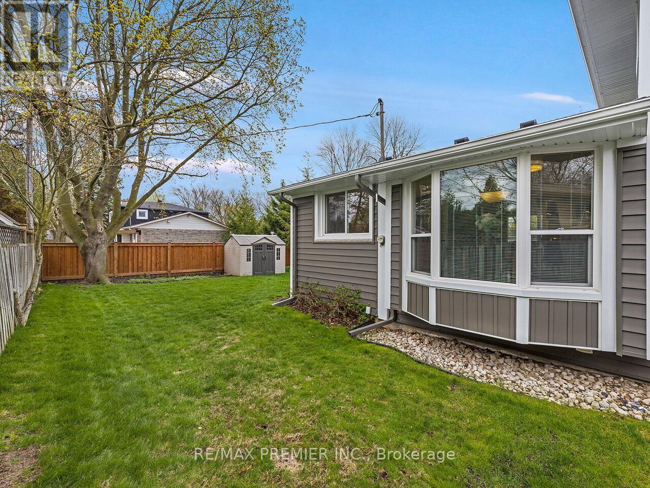 225 Juniper Avenue, Burlington, Ontario  L7L 2T2 - Photo 41 - W13239716