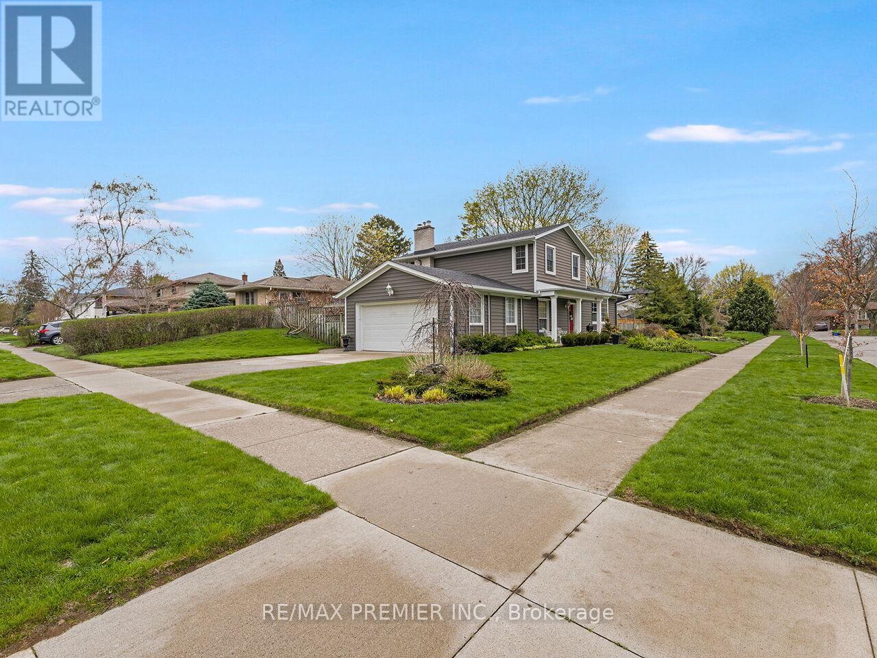225 Juniper Avenue, Burlington, Ontario  L7L 2T2 - Photo 44 - W13239716