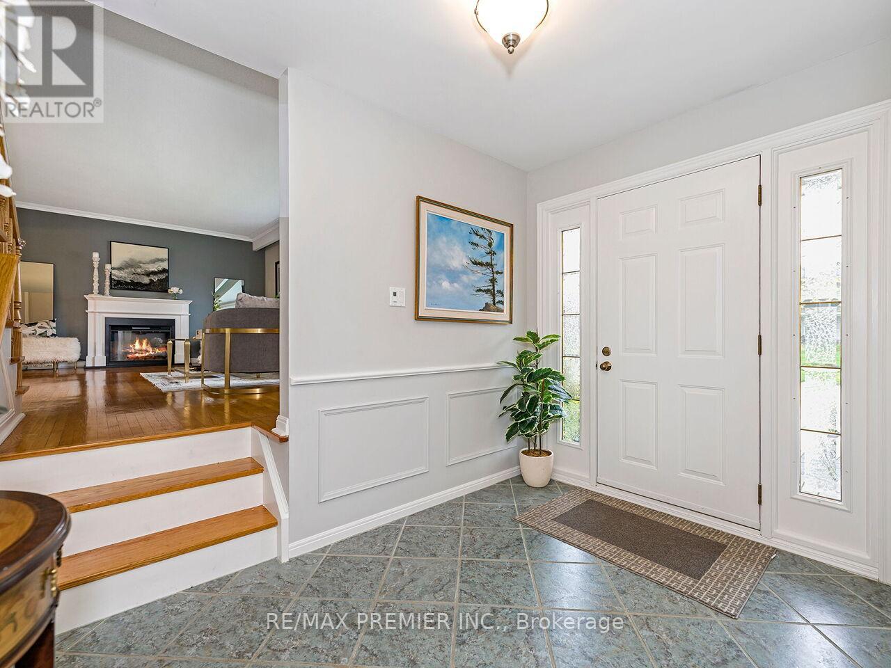 225 Juniper Avenue, Burlington, Ontario  L7L 2T2 - Photo 5 - W13239716