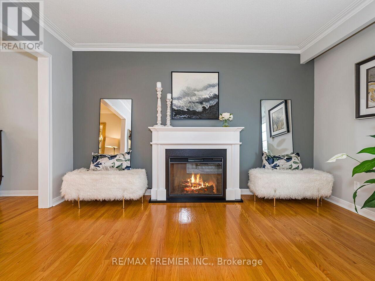 225 Juniper Avenue, Burlington, Ontario  L7L 2T2 - Photo 9 - W13239716