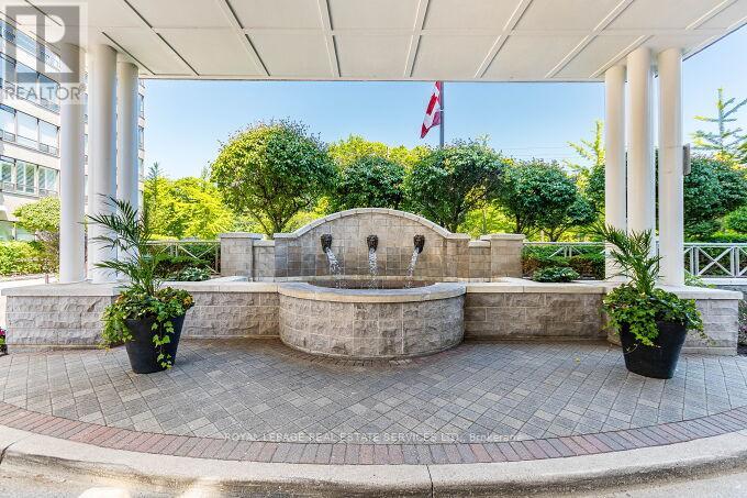 709 - 1 Aberfoyle Crescent, Toronto, Ontario  M8X 2X8 - Photo 4 - W13239762