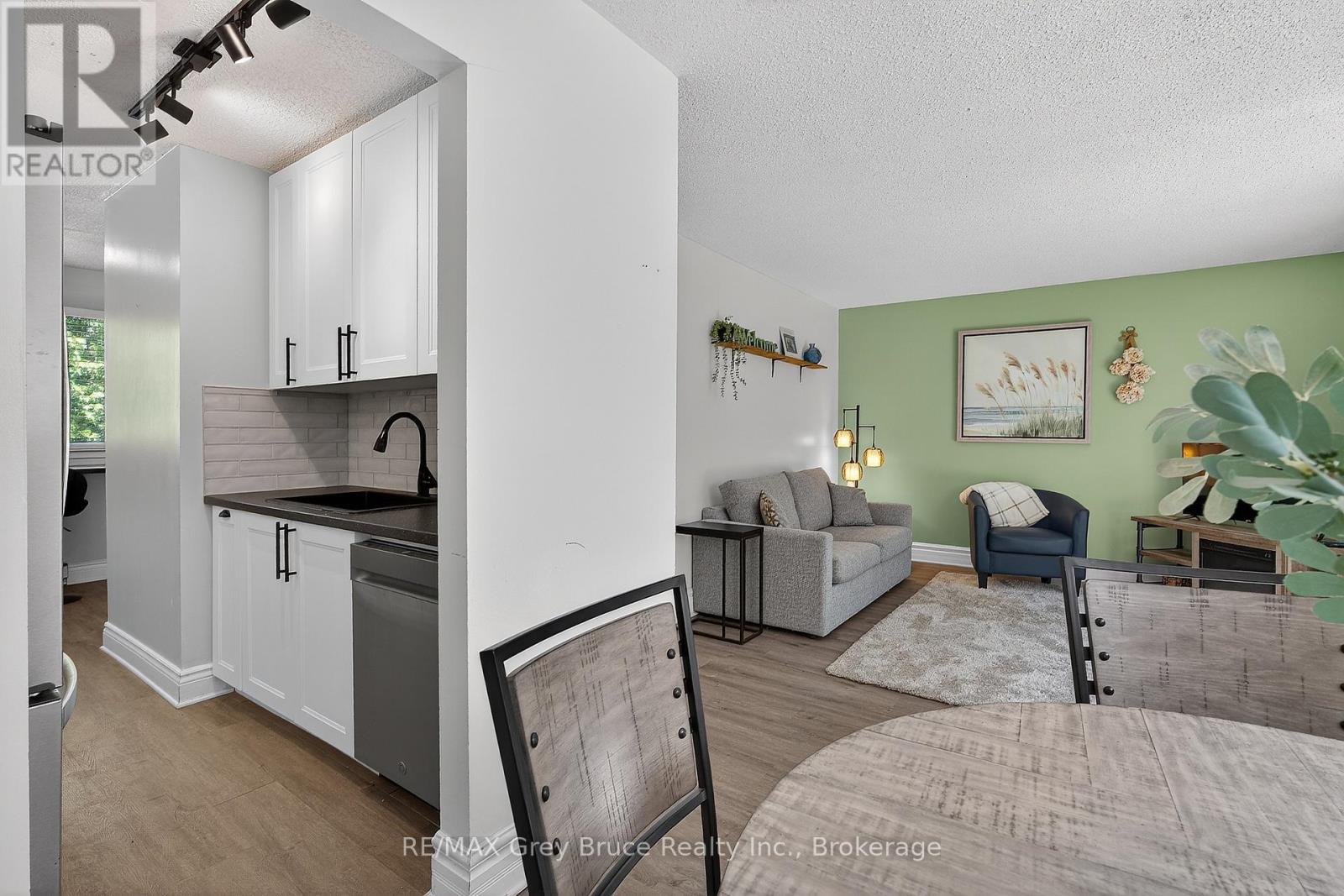 75 - 75 Laurie Crescent, Owen Sound, Ontario  N4K 6C3 - Photo 7 - X13239944