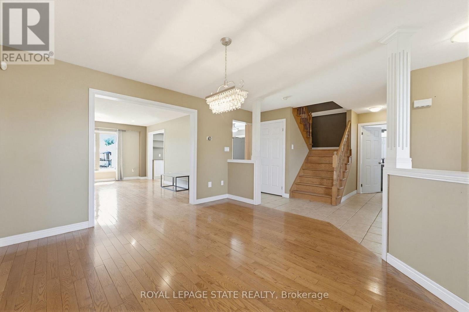 40 Lanza Court, Hamilton, Ontario  L8T 5A8 - Photo 9 - X13239736