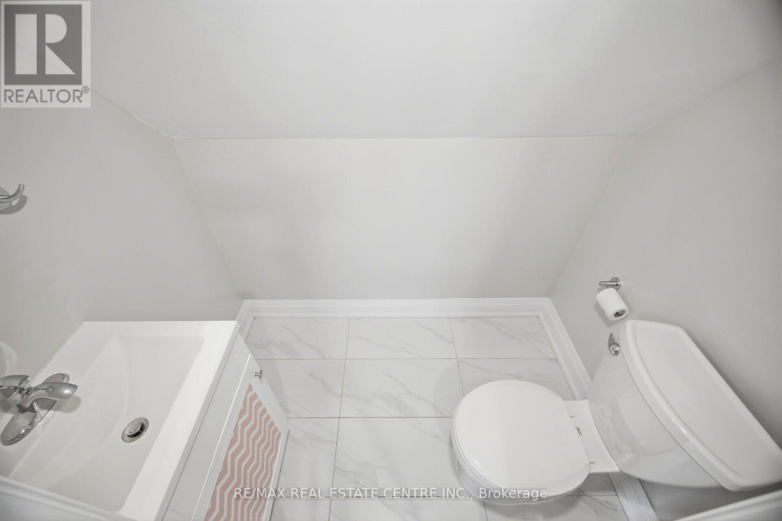 90 Holton Avenue S, Hamilton, Ontario  L8M 2L2 - Photo 37 - X13239756