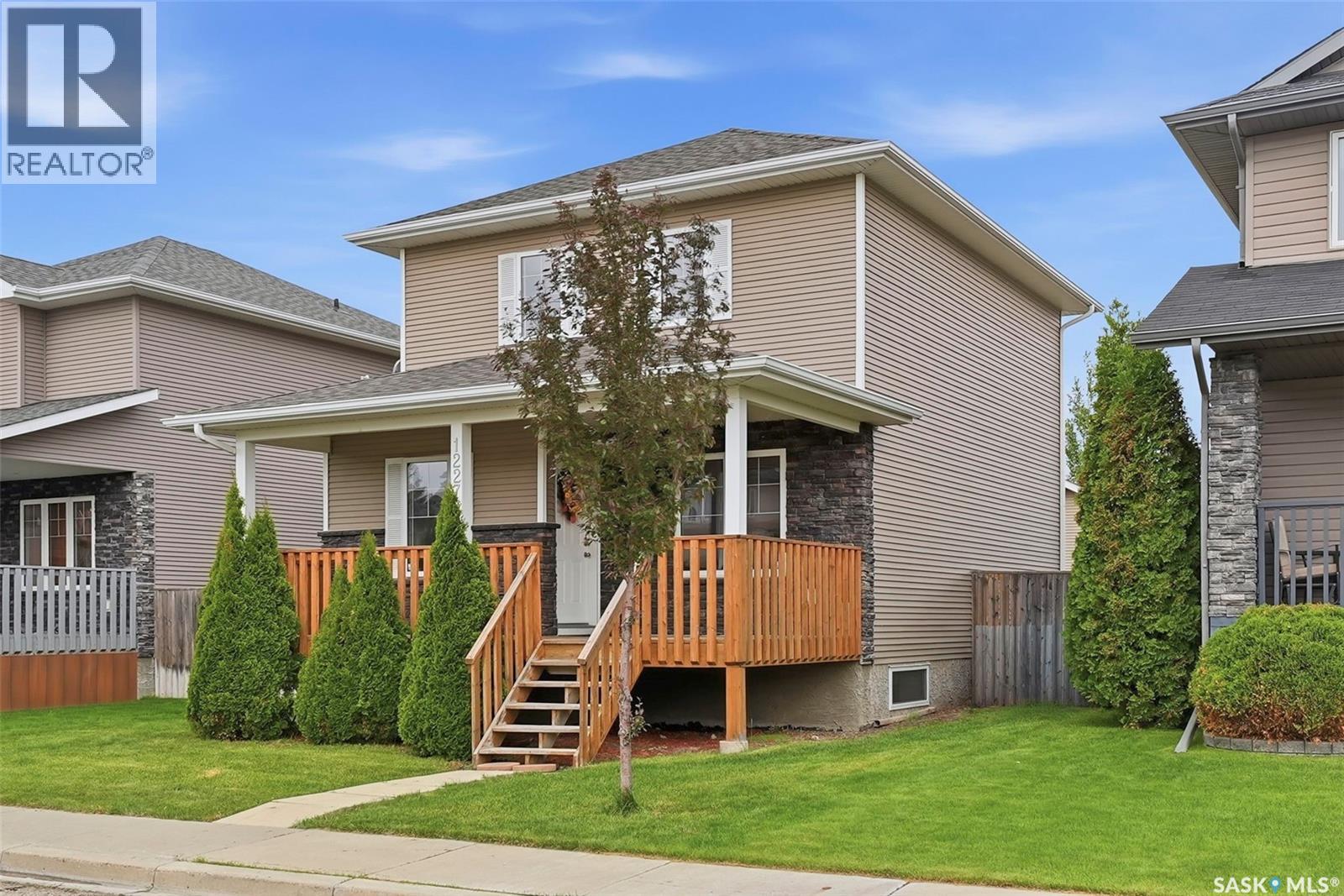 1227 Willowgrove Court, Saskatoon, Saskatchewan  S7W 0A8 - Photo 2 - SK038265