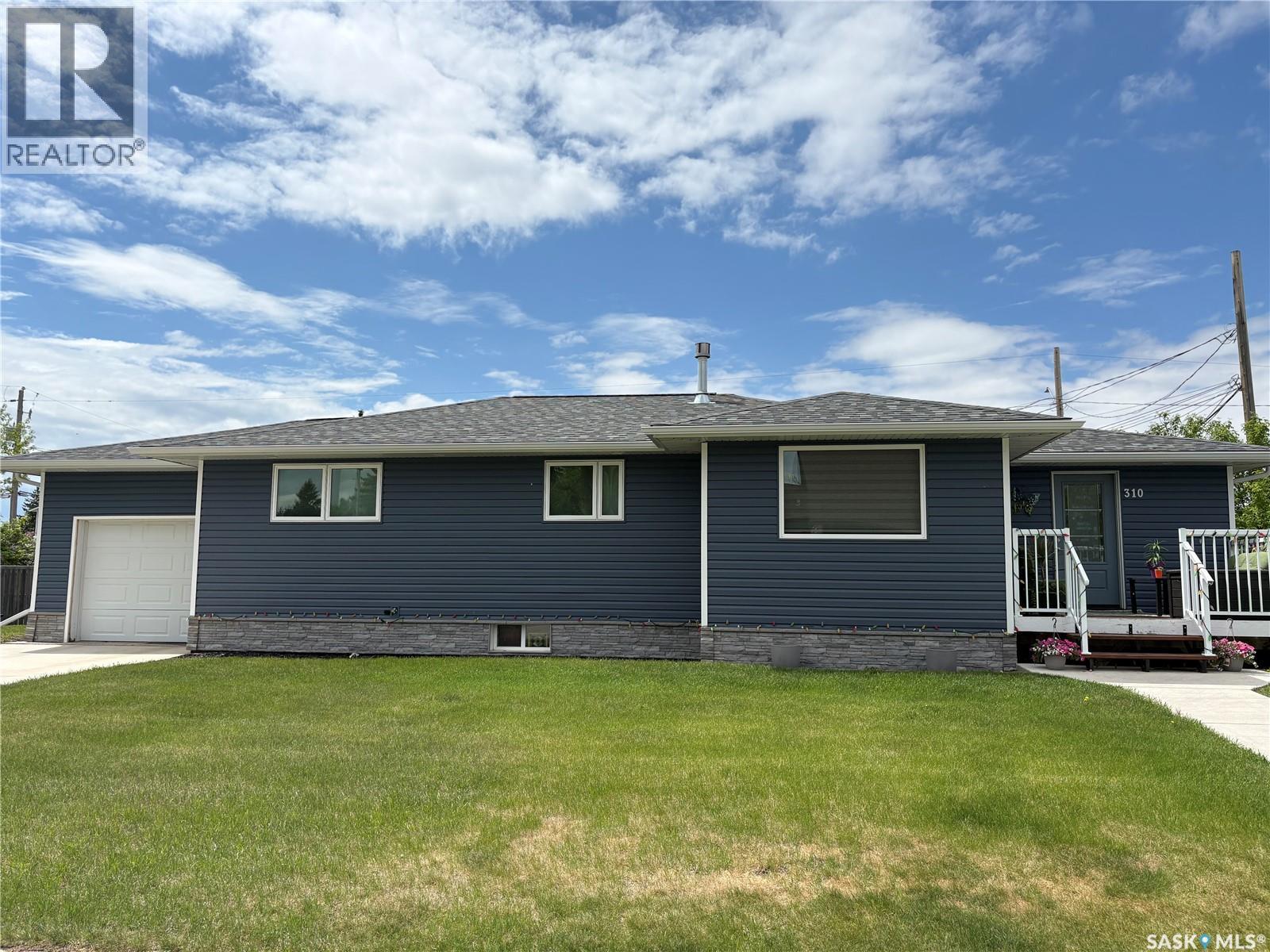 310 Mcintosh Street, Foam Lake, Saskatchewan  S0A 1A0 - Photo 1 - SK038257