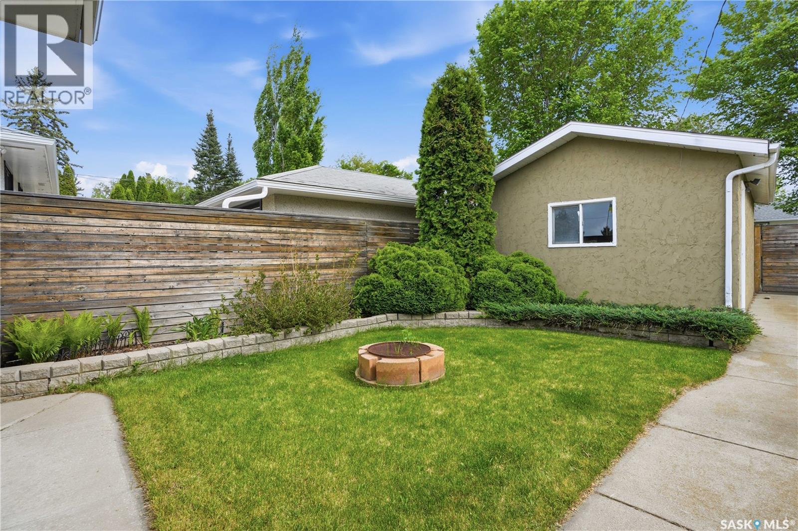 1710 Drinkle Street, Saskatoon, Saskatchewan  S7J 0P7 - Photo 39 - SK038229