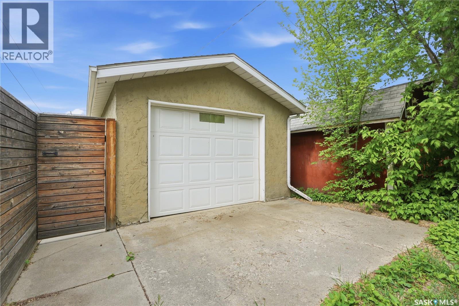 1710 Drinkle Street, Saskatoon, Saskatchewan  S7J 0P7 - Photo 48 - SK038229
