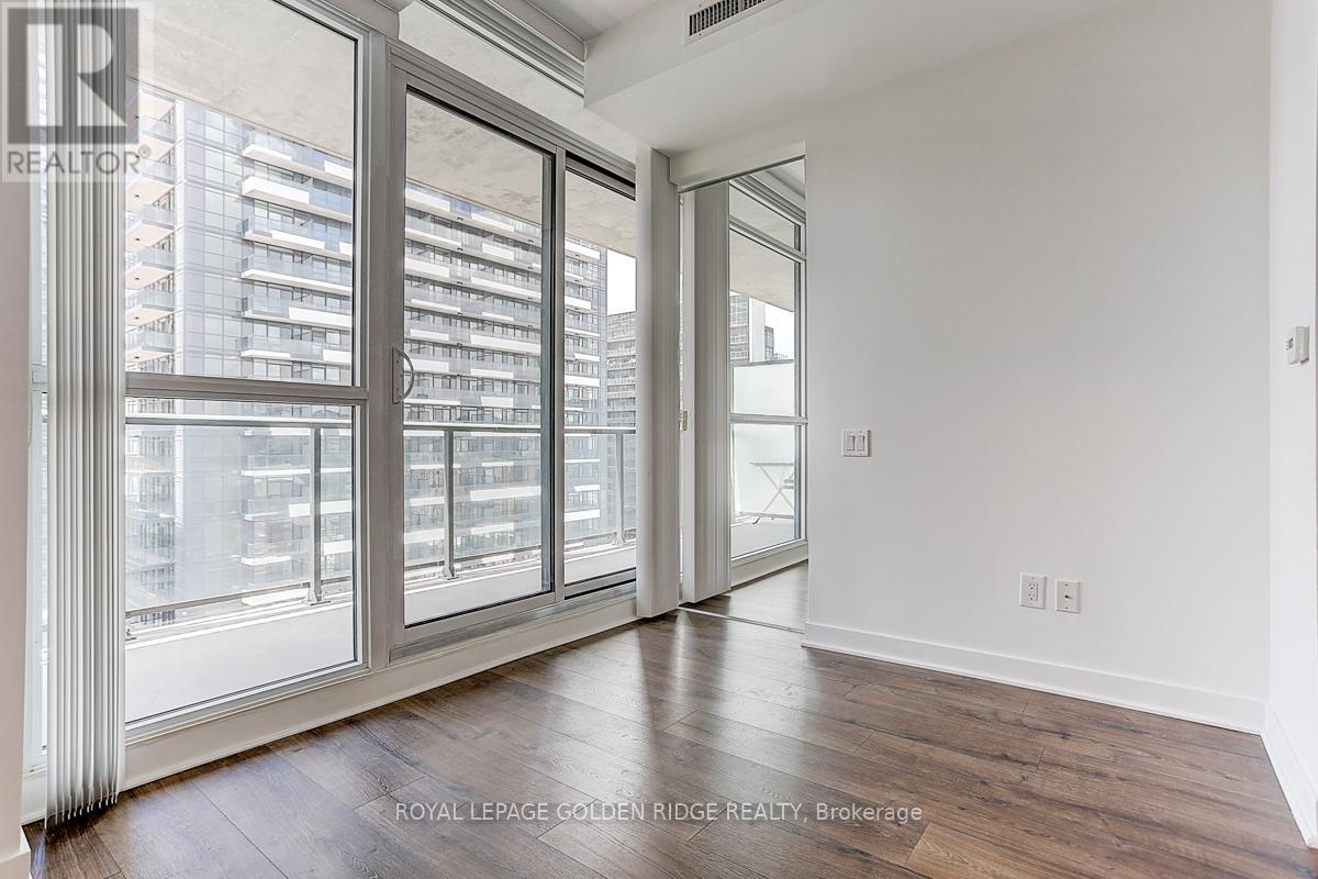 2002 - 290 Adelaide Street W, Toronto, Ontario  M5V 0P3 - Photo 25 - C13239804