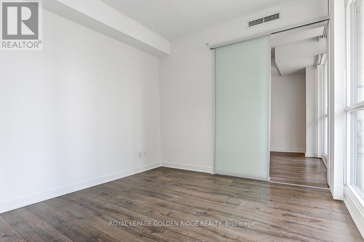 2002 - 290 Adelaide Street W, Toronto, Ontario  M5V 0P3 - Photo 29 - C13239804
