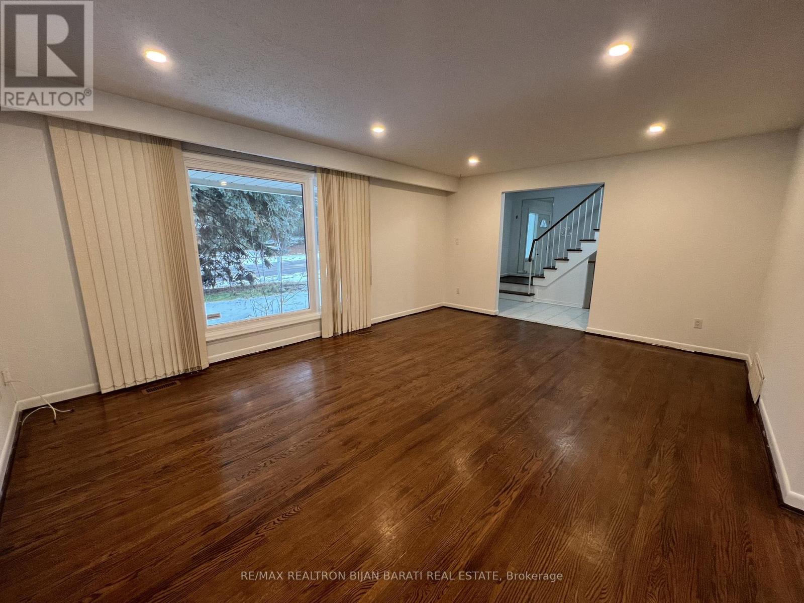 298 Newton Drive, Toronto, Ontario  M2M 2P8 - Photo 3 - C13239832