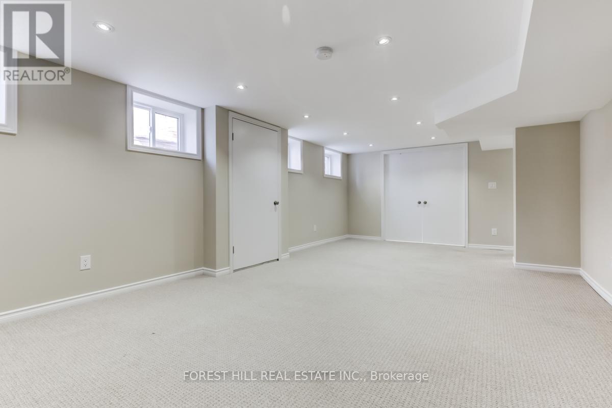 109 MONA DRIVE Toronto (Lawrence Park South), ON M5N 2R5