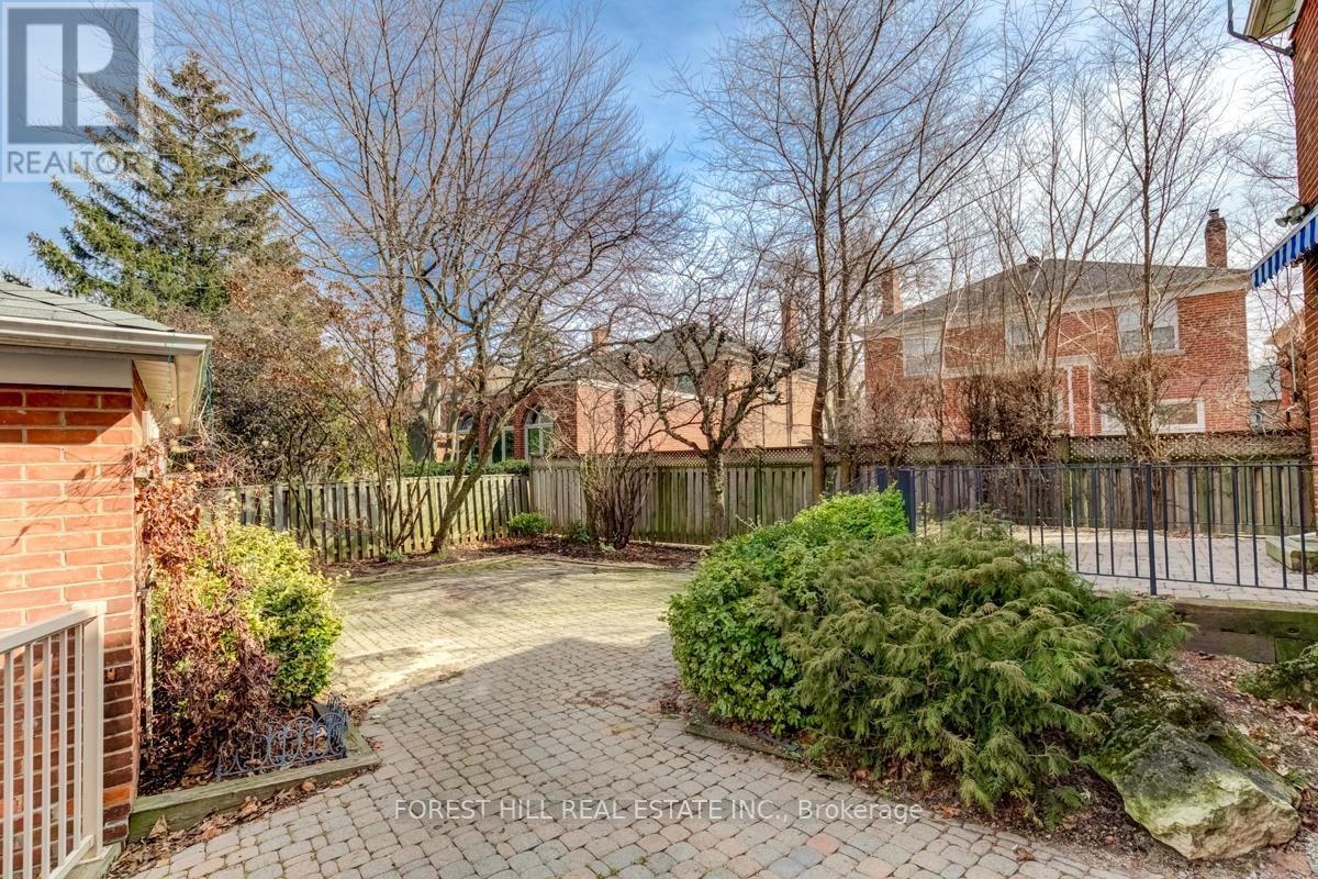109 MONA DRIVE Toronto (Lawrence Park South), ON M5N 2R5