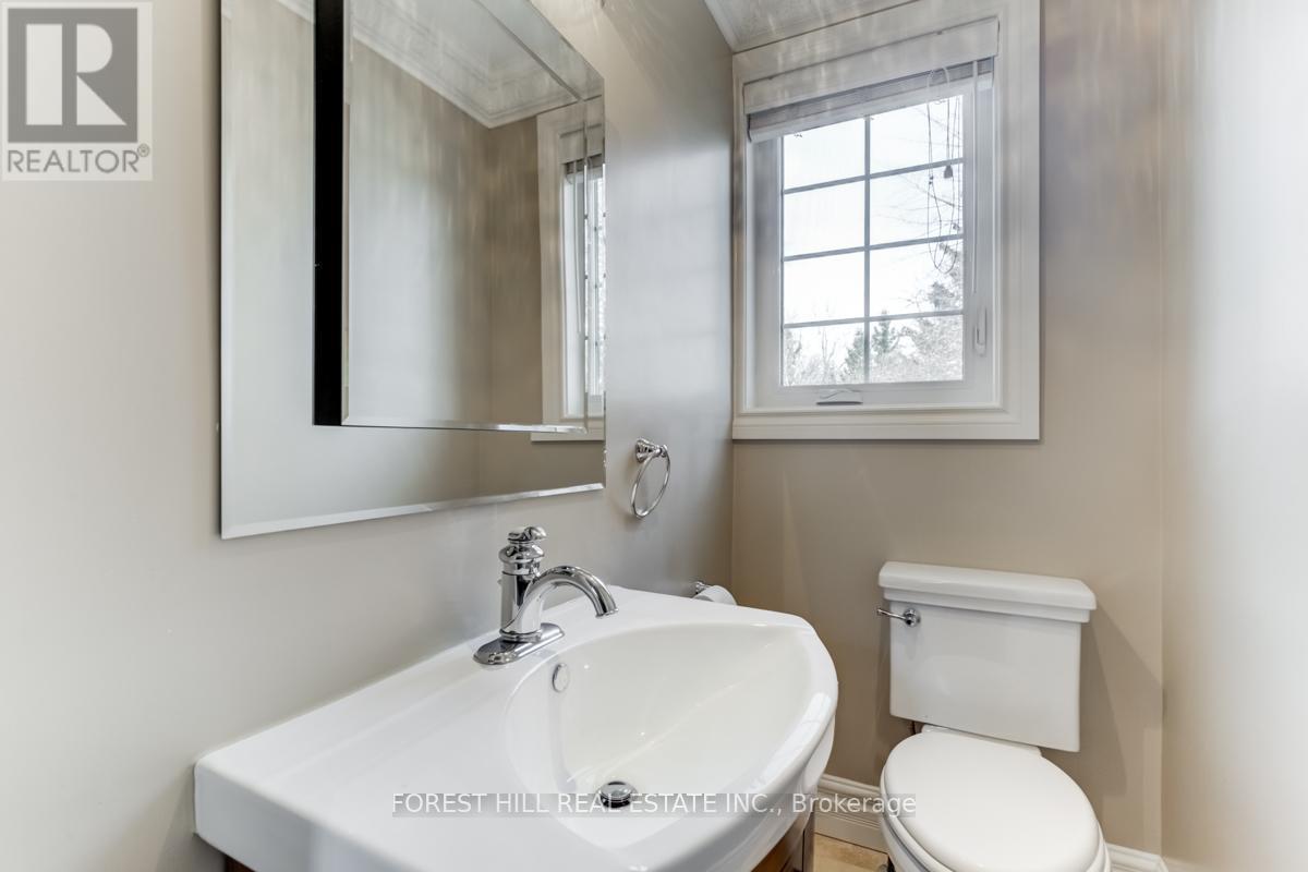 109 Mona Drive, Toronto, Ontario  M5N 2R5 - Photo 11 - C13239926