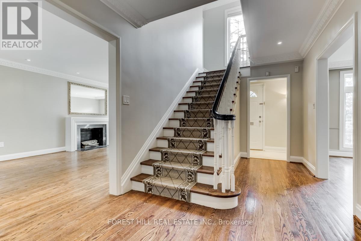 109 Mona Drive, Toronto, Ontario  M5N 2R5 - Photo 2 - C13239926