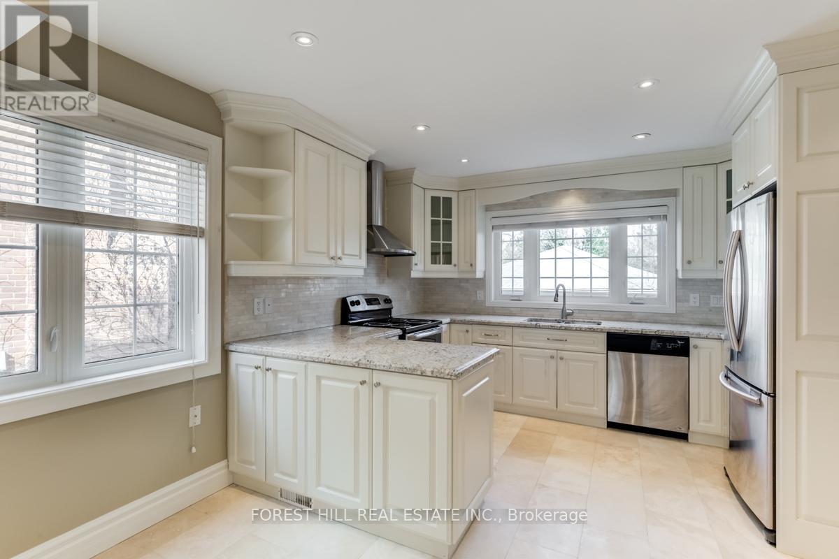 109 Mona Drive, Toronto, Ontario  M5N 2R5 - Photo 7 - C13239926