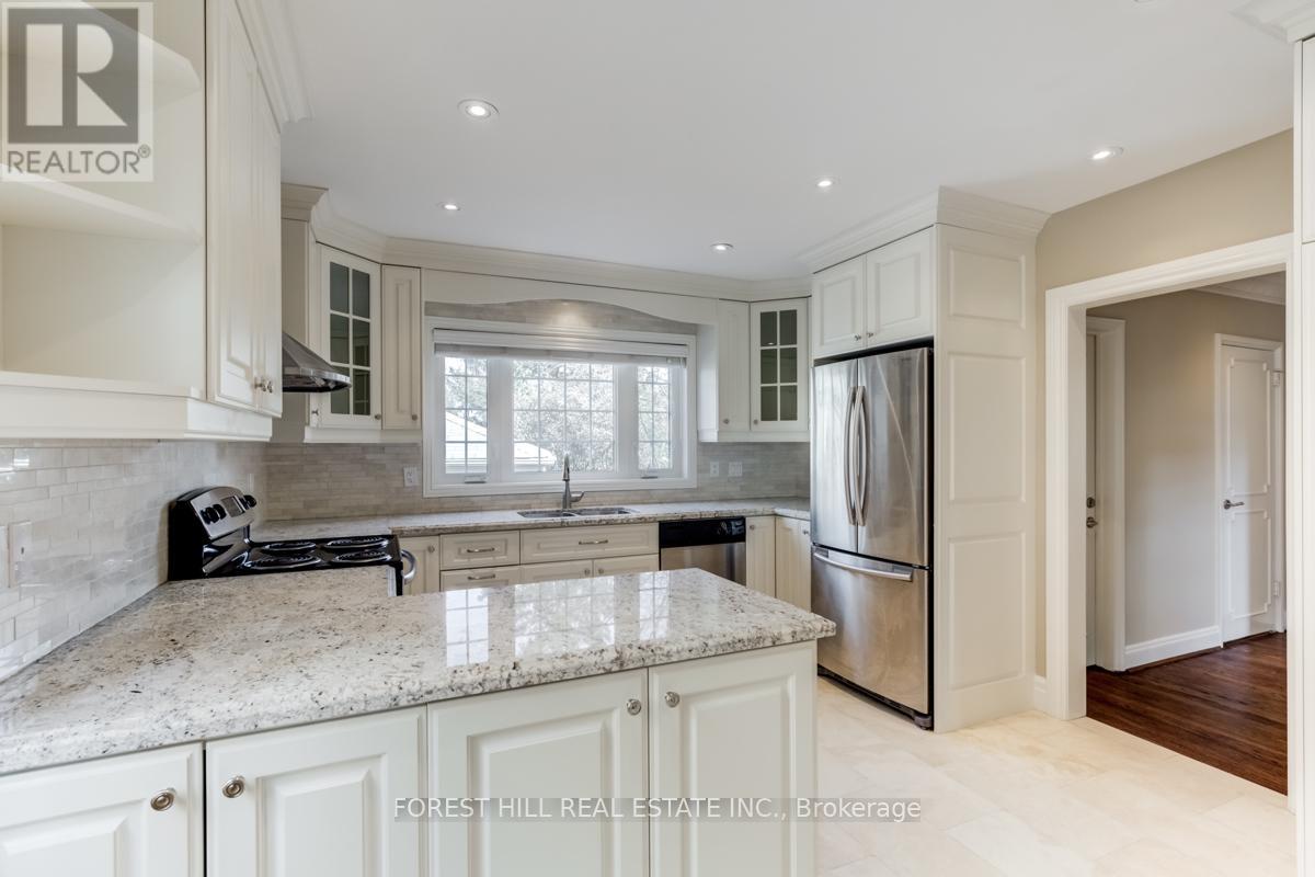 109 Mona Drive, Toronto, Ontario  M5N 2R5 - Photo 8 - C13239926