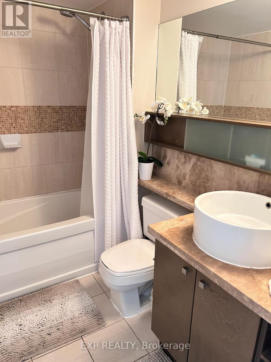 5009 - 11 Brunel Court E, Toronto, Ontario  M5V 3Y3 - Photo 12 - C13240160