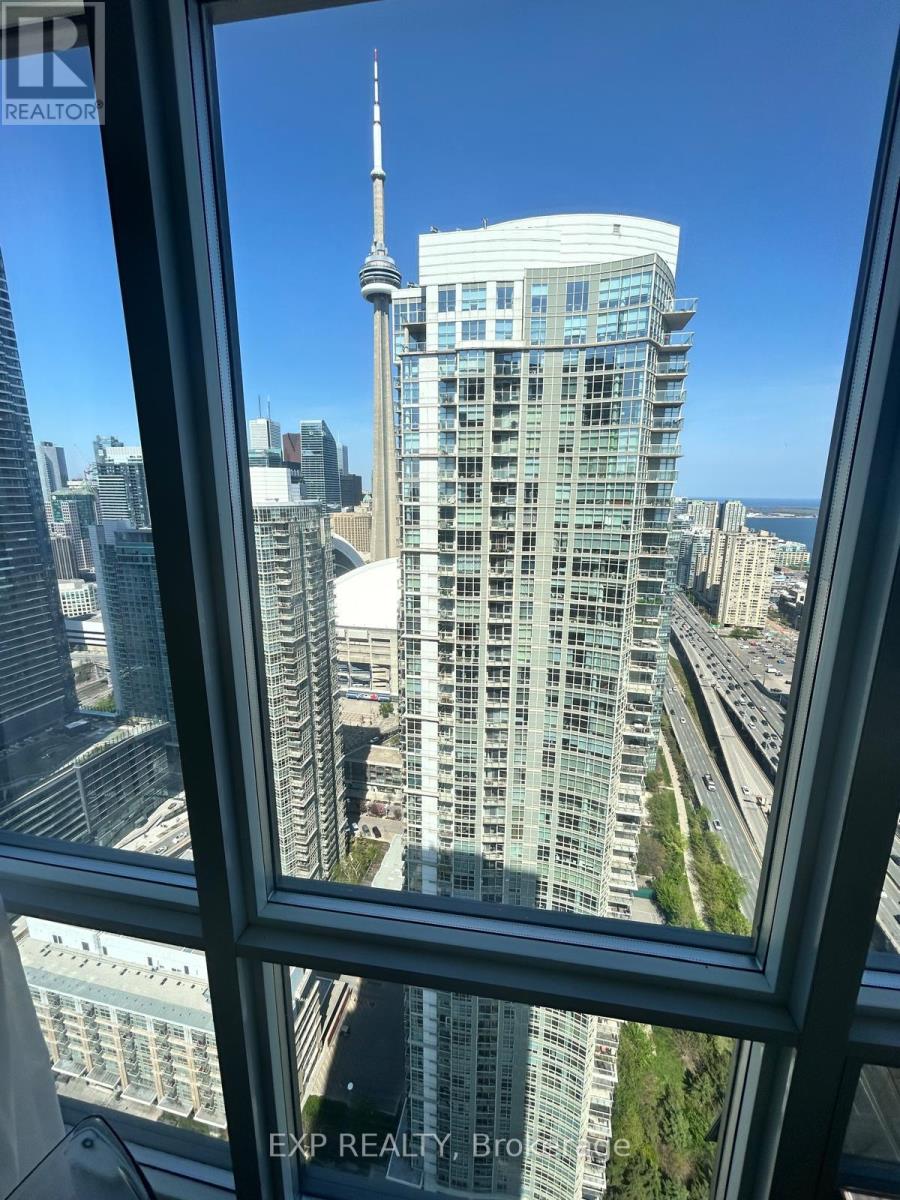 5009 - 11 Brunel Court E, Toronto, Ontario  M5V 3Y3 - Photo 5 - C13240160