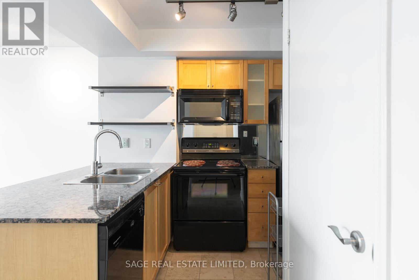 1115 - 410 Queens Quay W, Toronto, Ontario  M5V 3T1 - Photo 8 - C13240210