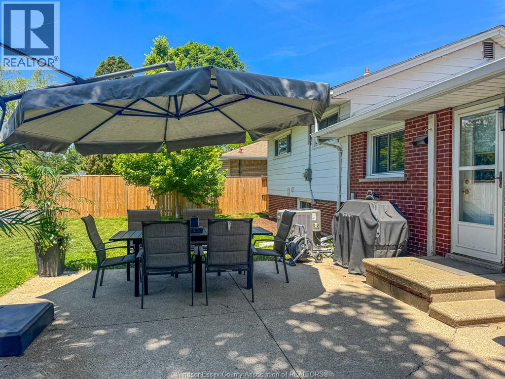 4013 Longfellow, Windsor, Ontario  N9G 2B5 - Photo 41 - 26013115