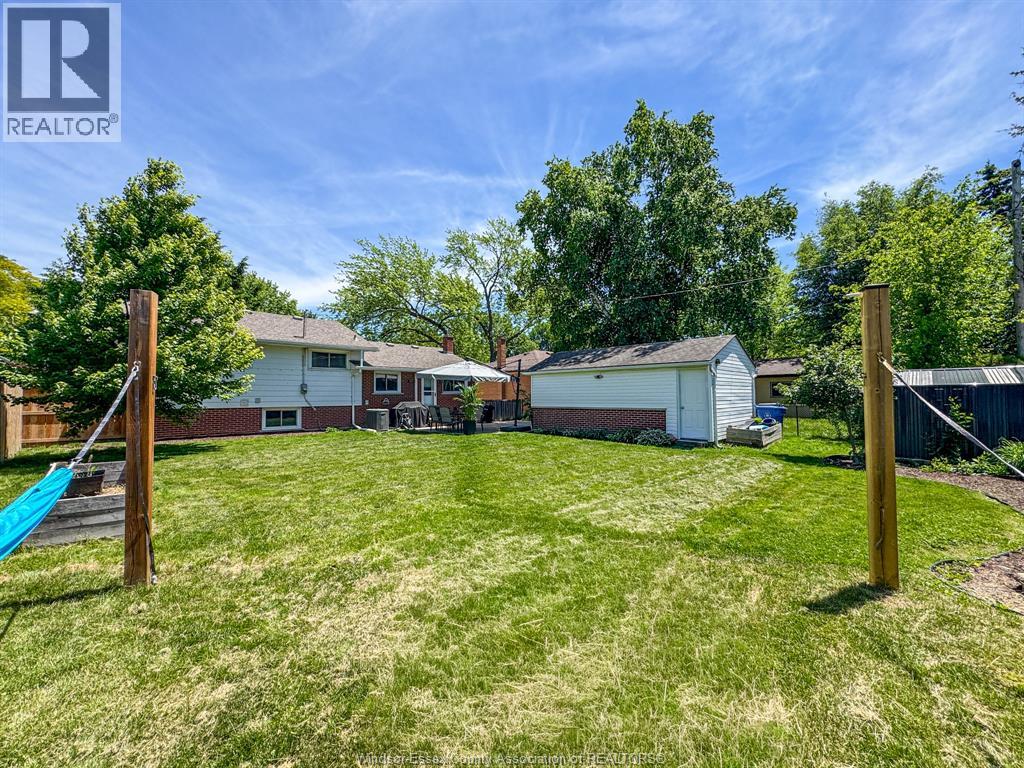 4013 Longfellow, Windsor, Ontario  N9G 2B5 - Photo 42 - 26013115