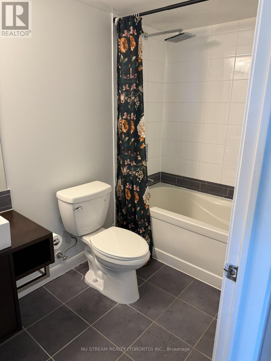 3210 - 25 Town Centre Court, Toronto, Ontario  M1P 0B4 - Photo 2 - E13239836