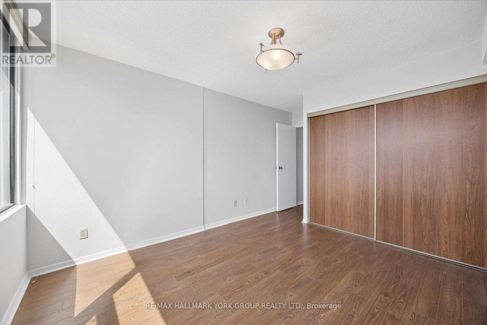 1016 - 55 William Street E, Oshawa, Ontario  L1G 7C9 - Photo 13 - E13239846