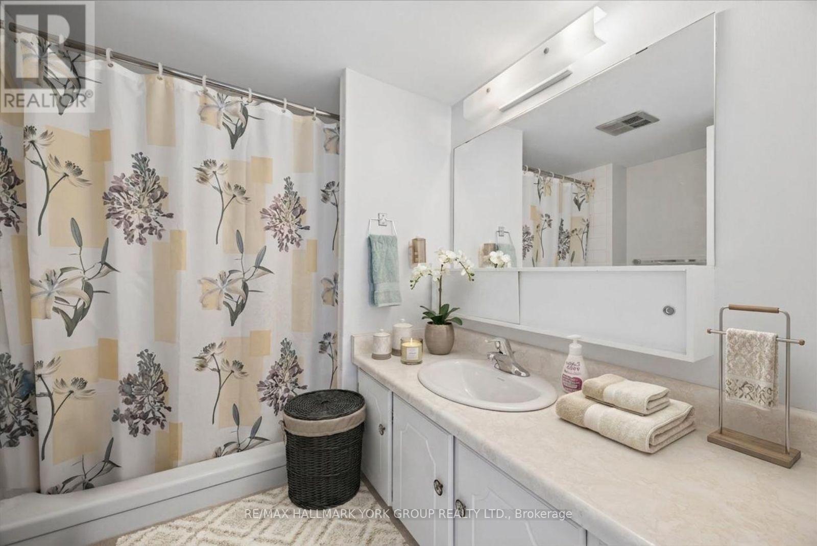 1016 - 55 William Street E, Oshawa, Ontario  L1G 7C9 - Photo 14 - E13239846