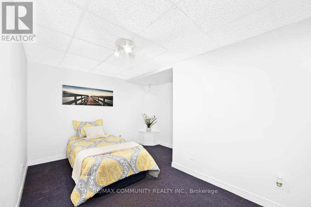 283 Braymore Boulevard, Toronto, Ontario  M1B 2H3 - Photo 21 - E13239994
