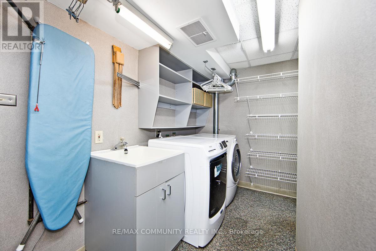 283 Braymore Boulevard, Toronto, Ontario  M1B 2H3 - Photo 22 - E13239994