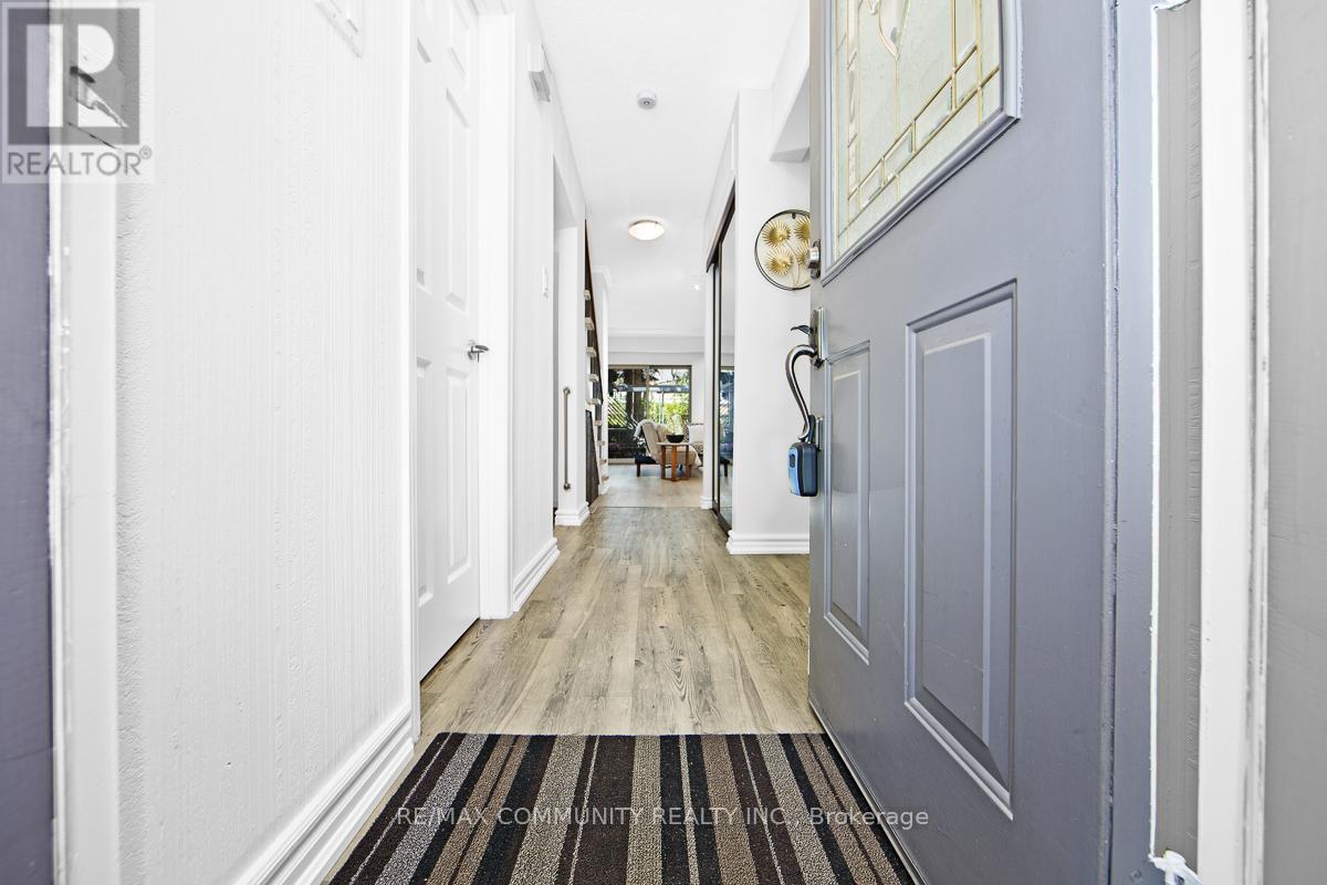 283 Braymore Boulevard, Toronto, Ontario  M1B 2H3 - Photo 3 - E13239994