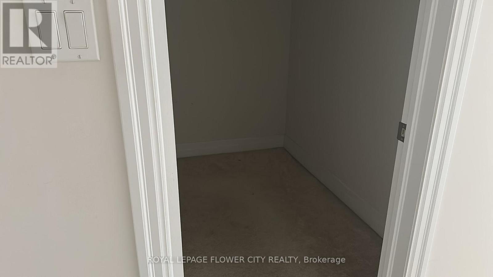 1765 Shelburne Street, Oshawa, Ontario  L1K 0S9 - Photo 17 - E13240024