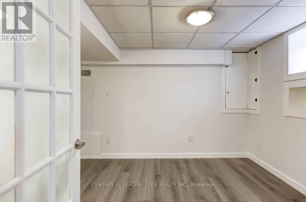Lower - 104 Leslie Street, Toronto, Ontario  M4M 3C7 - Photo 14 - E13240102