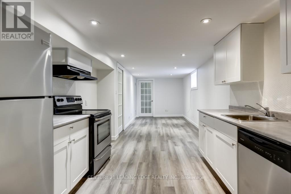Lower - 104 Leslie Street, Toronto, Ontario  M4M 3C7 - Photo 4 - E13240102