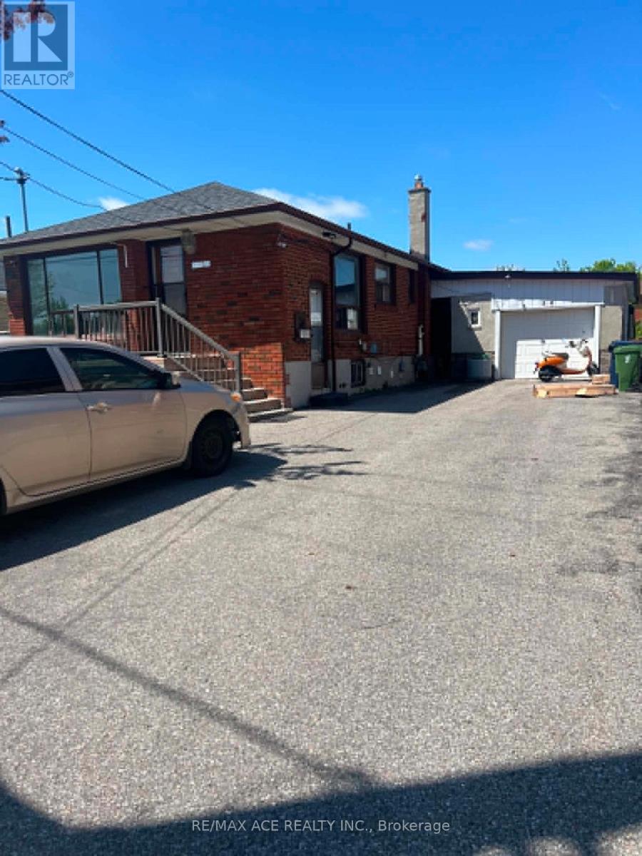 Bsmt - 26 Granger Avenue, Toronto, Ontario  M1K 3L2 - Photo 2 - E13240138