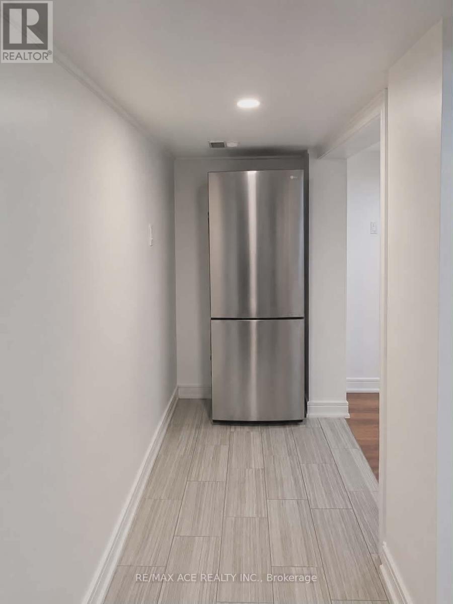 Bsmt - 26 Granger Avenue, Toronto, Ontario  M1K 3L2 - Photo 5 - E13240138