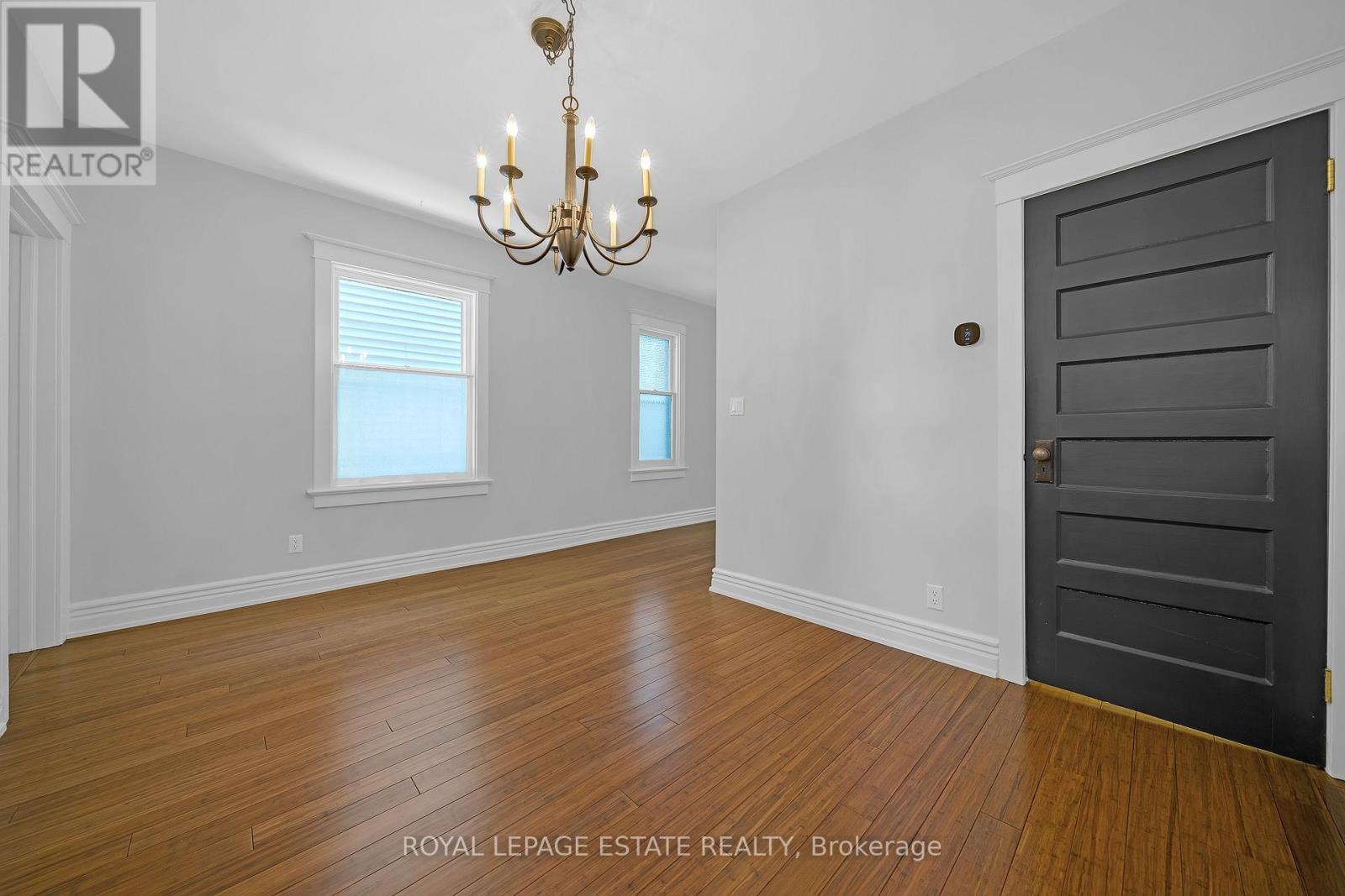 101 Silver Birch Avenue, Toronto, Ontario  M4E 3L3 - Photo 14 - E13240144