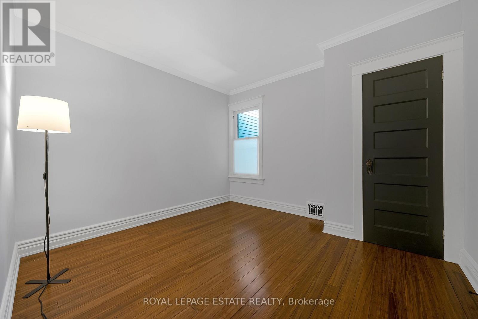 101 Silver Birch Avenue, Toronto, Ontario  M4E 3L3 - Photo 27 - E13240144
