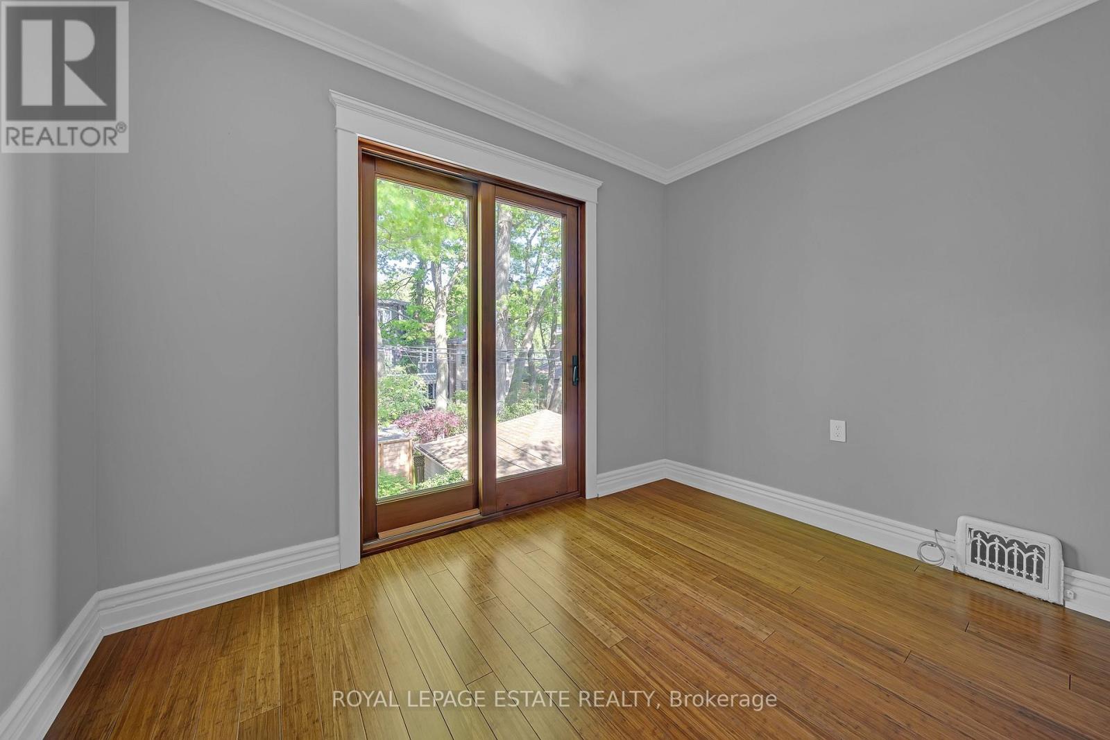 101 Silver Birch Avenue, Toronto, Ontario  M4E 3L3 - Photo 32 - E13240144