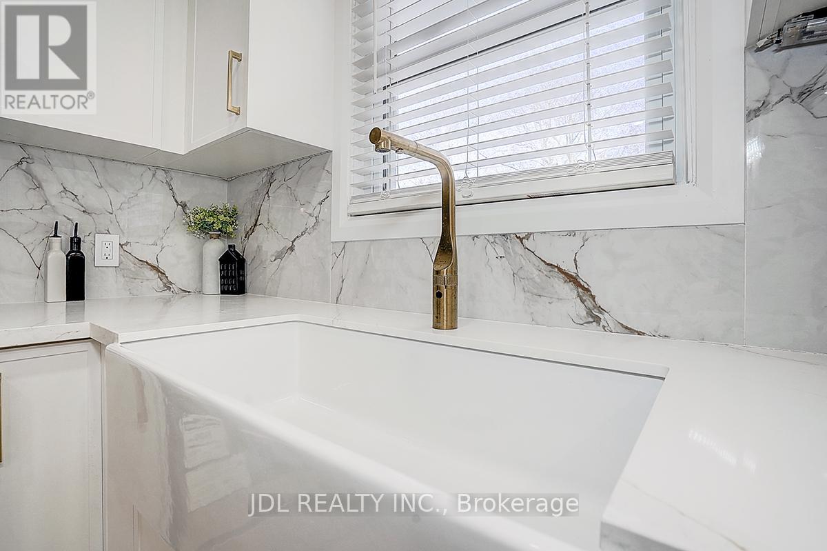 15 Crossburn Drive, Toronto, Ontario  M3B 2Z3 - Photo 23 - C13233492