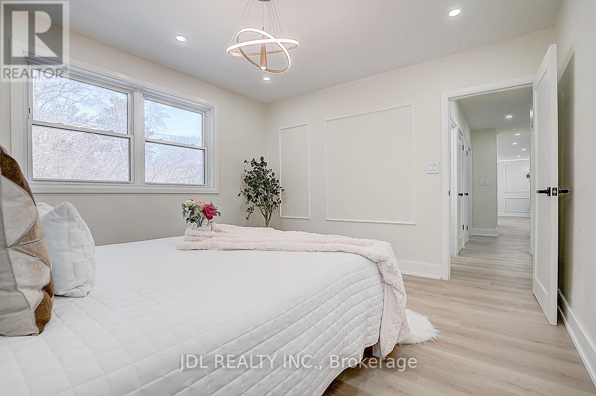 15 Crossburn Drive, Toronto, Ontario  M3B 2Z3 - Photo 25 - C13233492