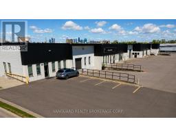 820 FLINT ROAD, Toronto, Ontario