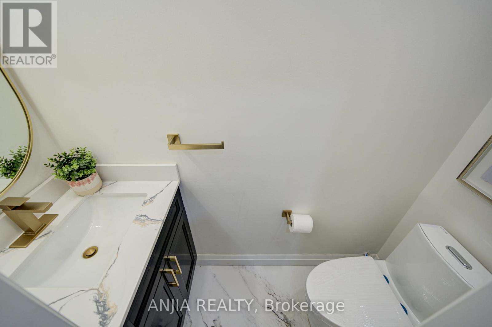 222 Elka Drive, Richmond Hill, Ontario  L4C 3A3 - Photo 18 - N13239800