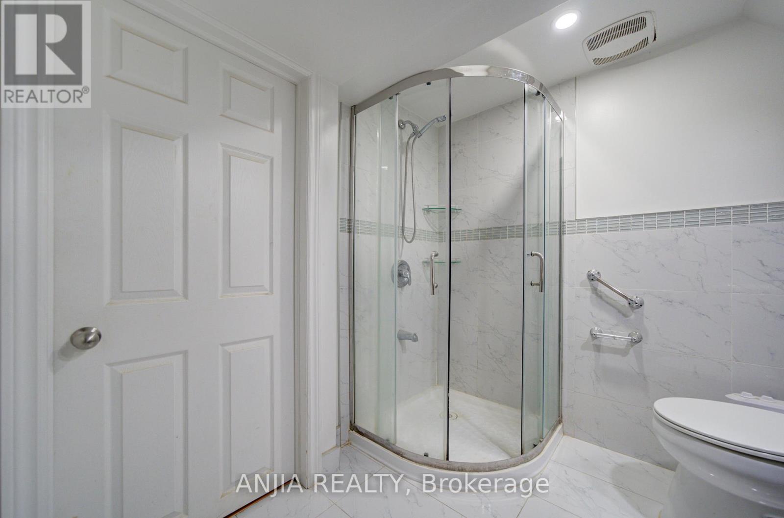222 Elka Drive, Richmond Hill, Ontario  L4C 3A3 - Photo 31 - N13239800