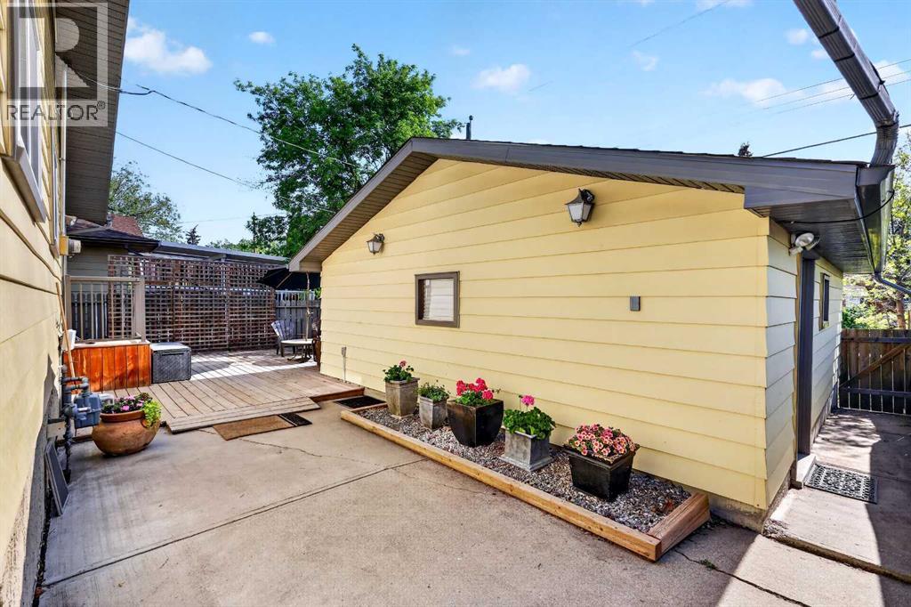 10540 Oakfield Drive Sw, Calgary, Alberta  T2W 2A9 - Photo 41 - A2315874