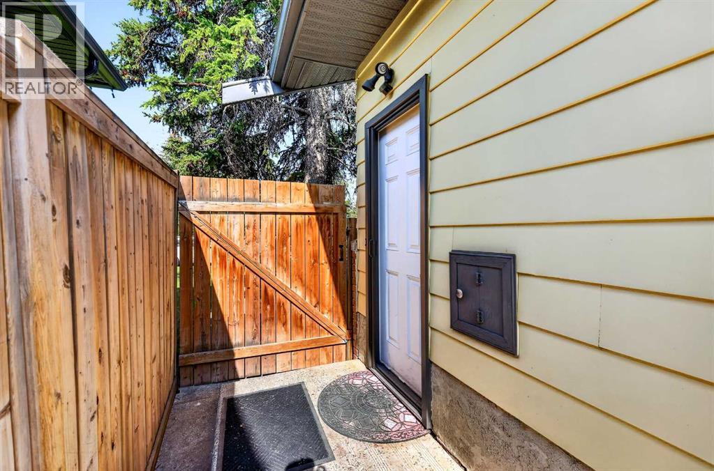 10540 Oakfield Drive Sw, Calgary, Alberta  T2W 2A9 - Photo 46 - A2315874